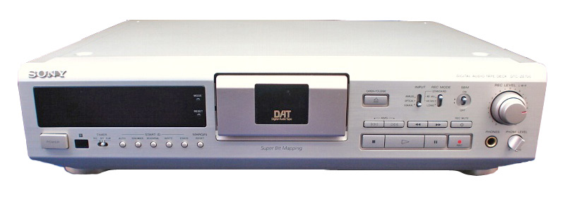 Sony DTC 750 ES DAT machine